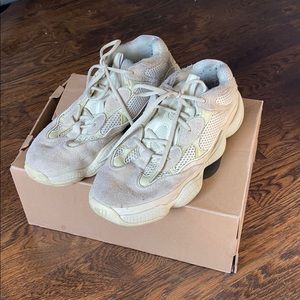 YEEZY Boost 500